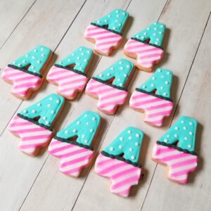 Ten four shape decorated Cookies