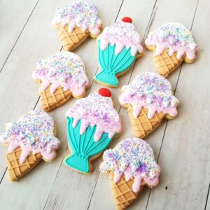 Eight icecream like decorated Cookies