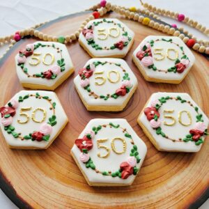 Seven 50 written decorated Cookies