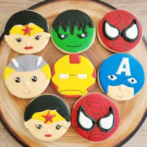 Eight round face shape decorated Cookies