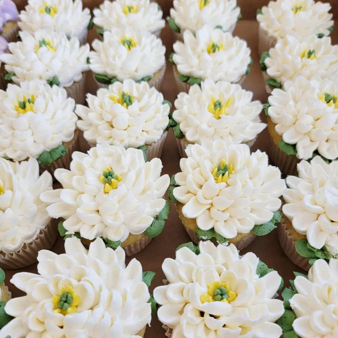 White flower topping decorated Cupcakes
