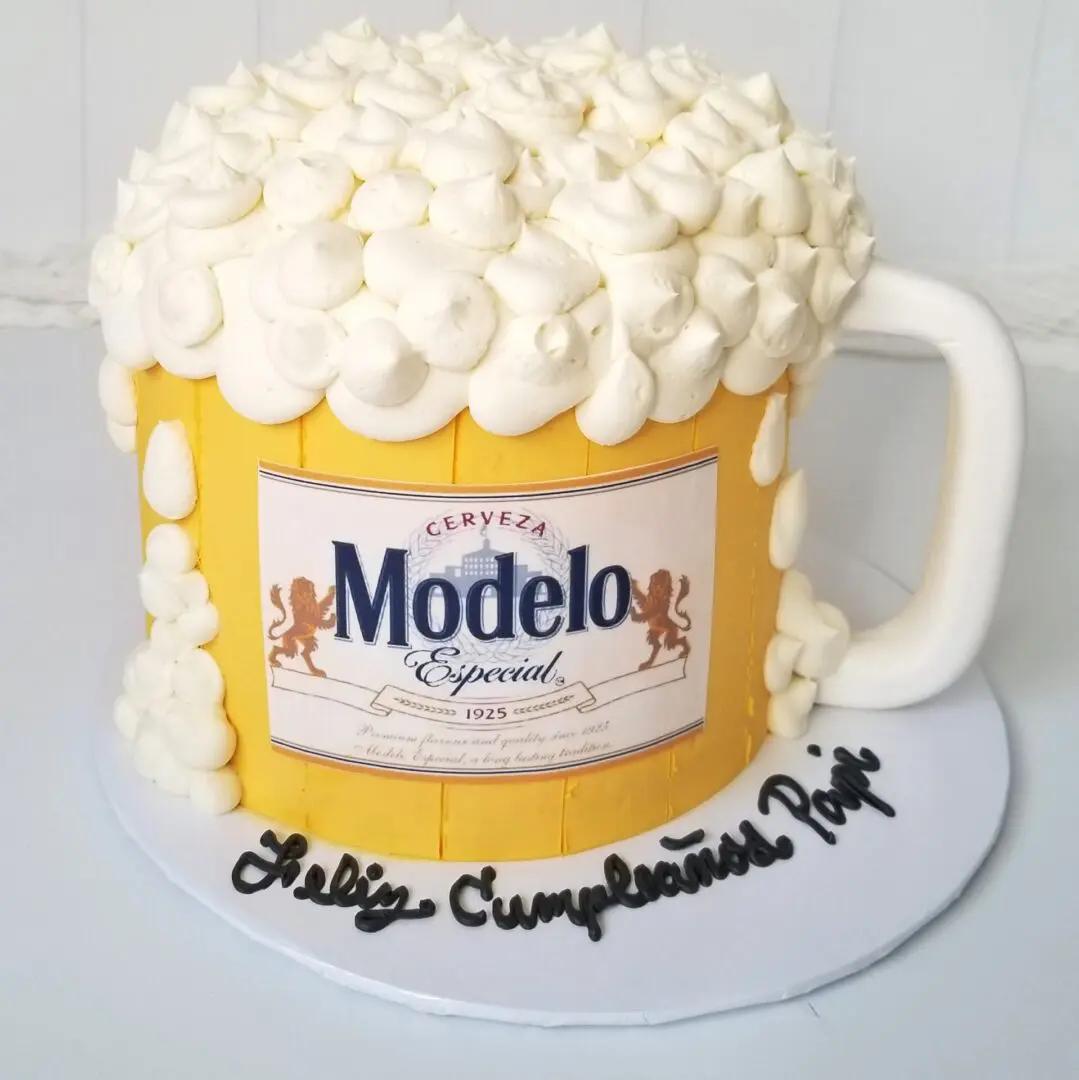 Modelo Beer glass 3D decorated Cakes