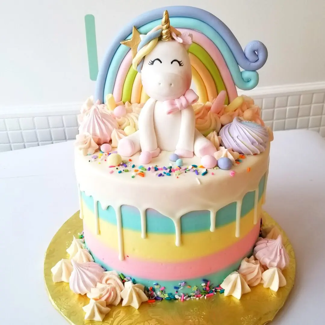 Cartoon character Girl Birthday Cake
